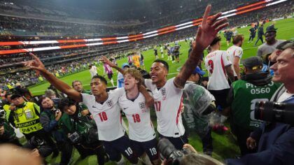 Un "Aztecazo" de jerarquía: El oficio de The Three Lions apaga la brava resistencia de México