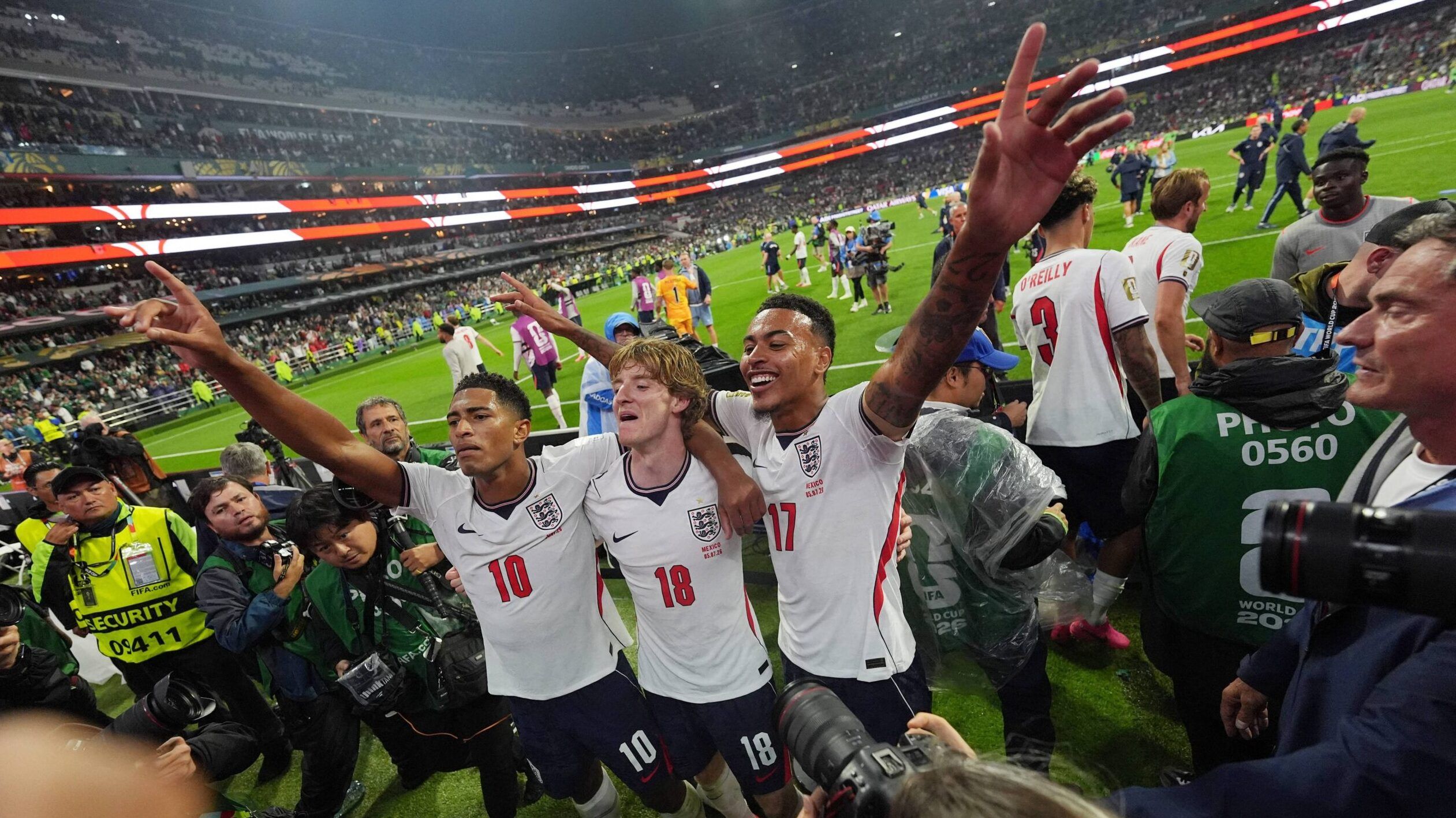 Un "Aztecazo" de jerarquía: El oficio de The Three Lions apaga la brava resistencia de México