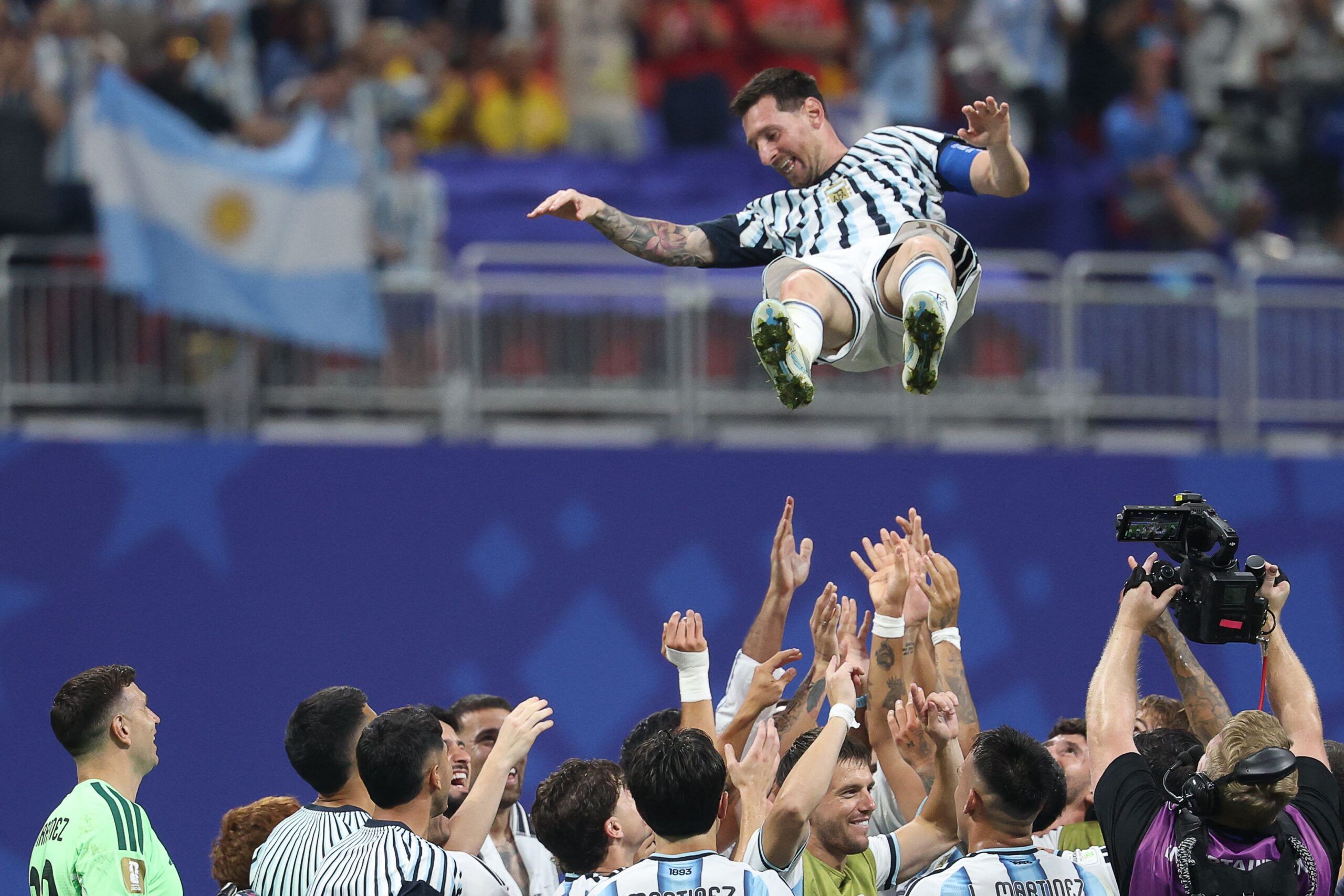Conéctate a Betsson.Sportcast en vivo: La Argentina de Messi desafía lo imposible y va por Suiza; Colombia se despide en octavos