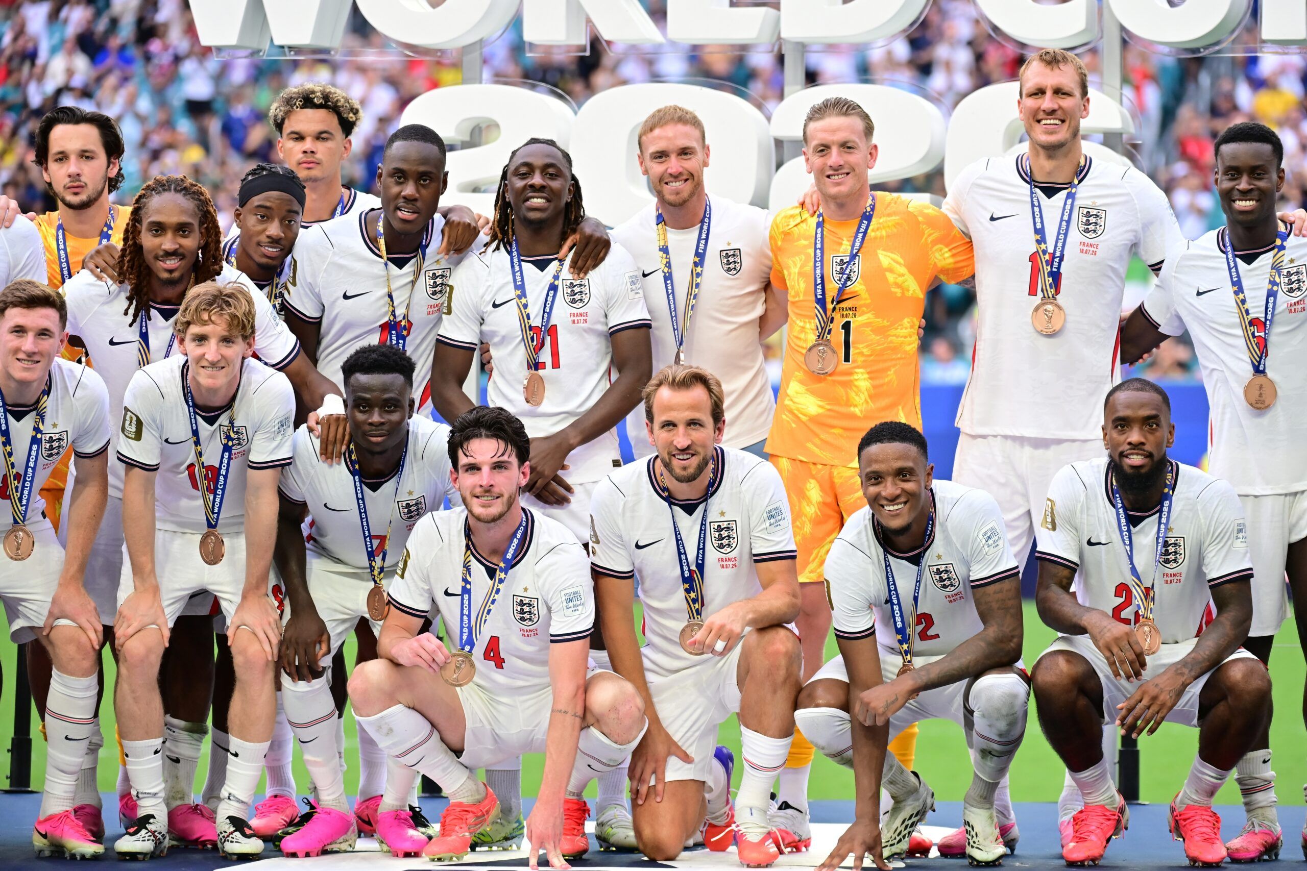 Inglaterra venció a Francia en un partidazo lleno de goles y se quedó con el tercer puesto