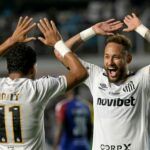 Con Neymar en cancha, Santos volvió a golear a UCV y se instaló en octavos de la Sudamericana