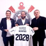 VOLVIÓ A LA FUERZA: Memphis Depay fue presentado otra vez como jugador del Corinthians hasta 2028