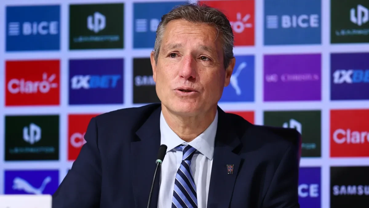 El fin de la era más dorada y compleja: José María Buljubasich deja la gerencia deportiva de Universidad Católica