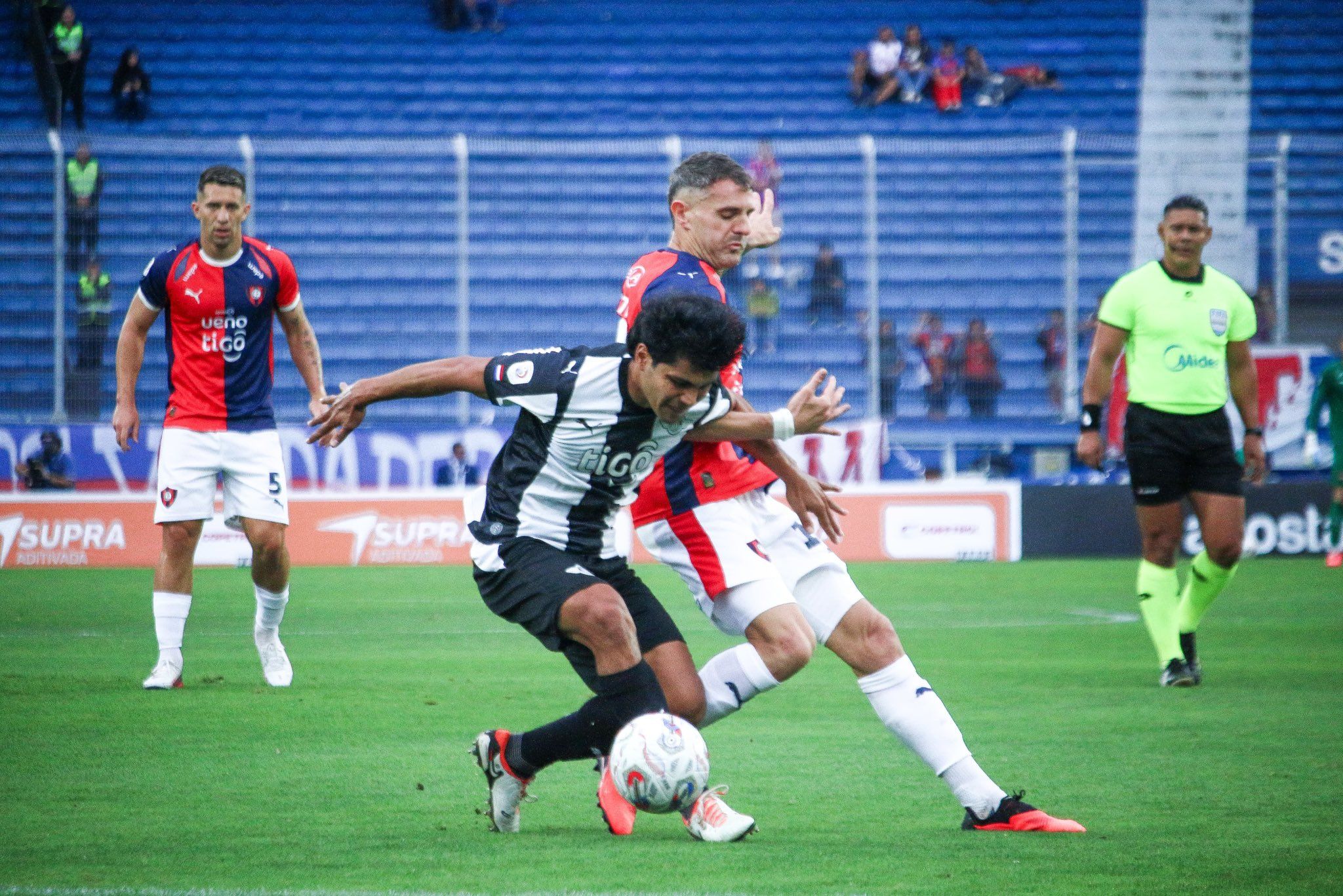 Regreso sin festejo: Cerro Porteño empató ante Libertad en la vuelta de Costas
