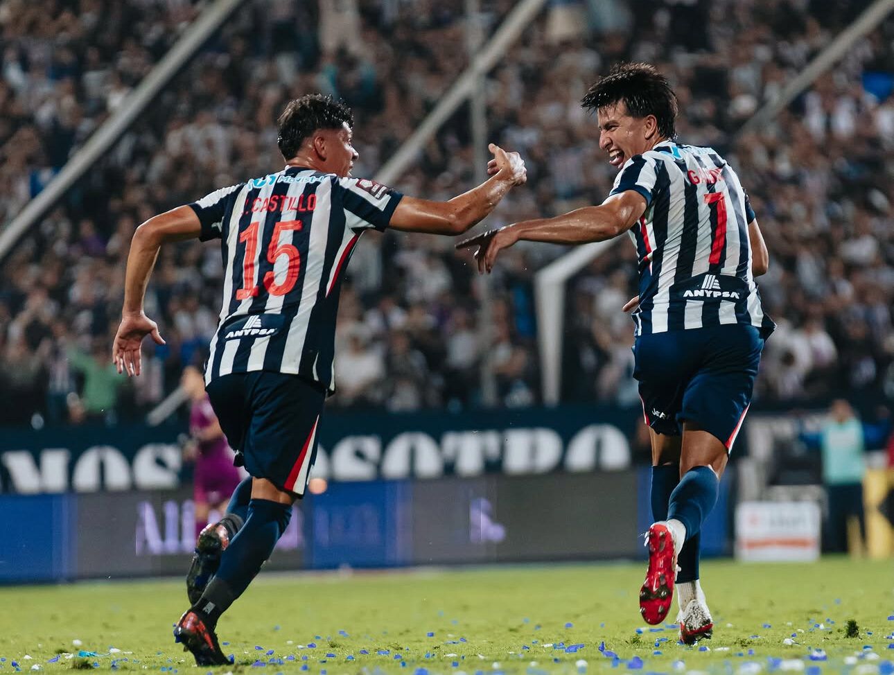Alianza sigue arriba pero pierde brillo