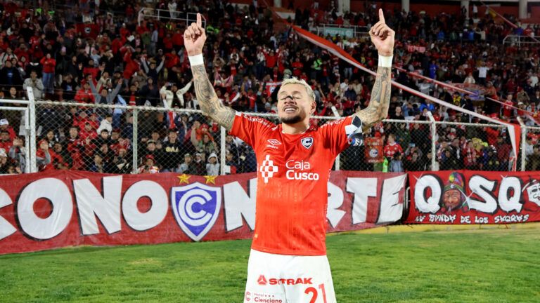 Cienciano superó con tranquilidad a Universitario. (Foto: Jose Angulo / AFP via Getty Images)