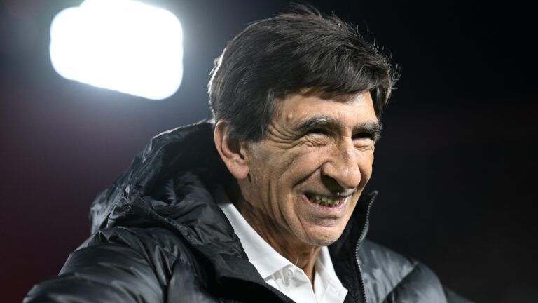 Gustavo Costas habló en su presentación en Cerro Porteño. (Foto: Getty Images)