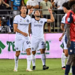 El Inter arrancó con puntaje ideal, pero terminó pidiendo la hora ante Cagliari