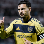 Boca volvió a dejar puntos en el camino y empató con polémica ante Platense
