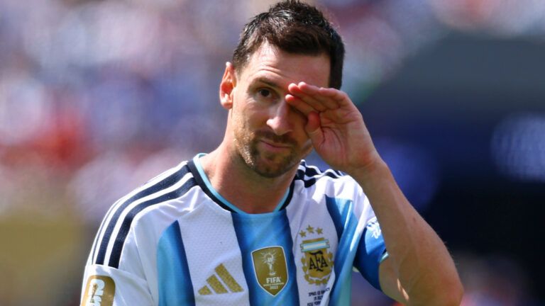 Messi publicó un mensaje de despedida para su padre. (Foto: Chris Brunskill/Fantasista/Getty Images)