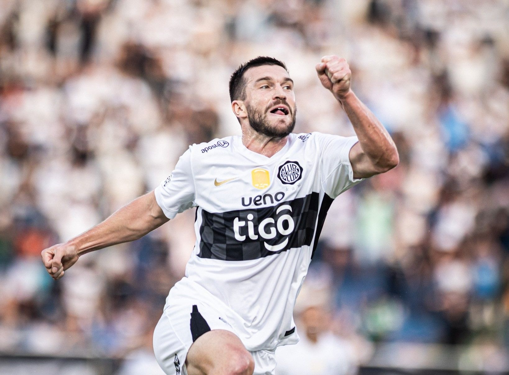 Tim Payne debutó con golazo en la paliza de Olimpia sobre Rubio Ñu