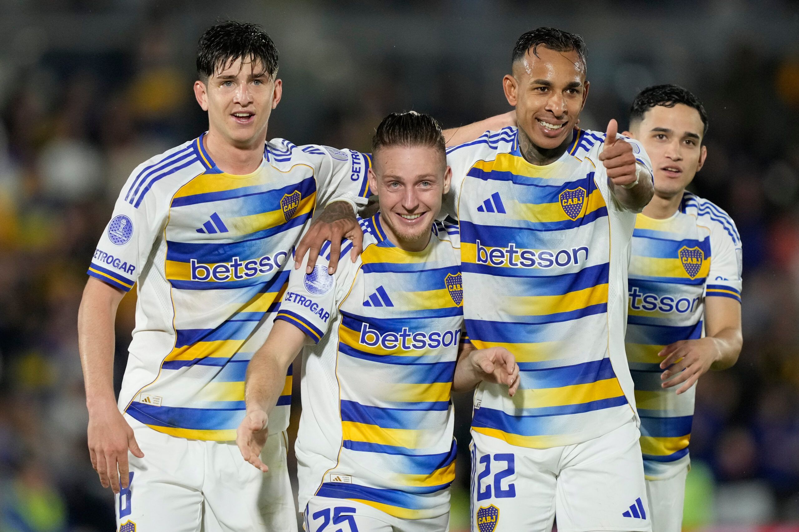 Boca goleó a Recoleta y avanzó sin problemas a los cuartos de la Sudamericana