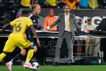 Guillermo Almada no se conforma tras la nueva victoria de América: "El techo futbolístico todavía está muy lejos"