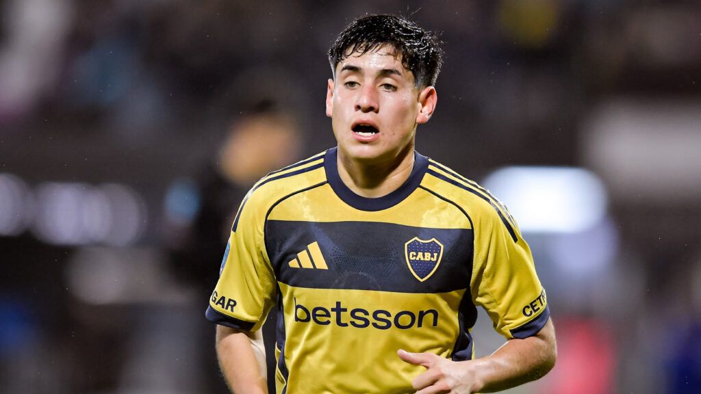 Tomás Aranda se perdería el resto del 2026. (Foto: Marcelo Endelli/Getty Images)