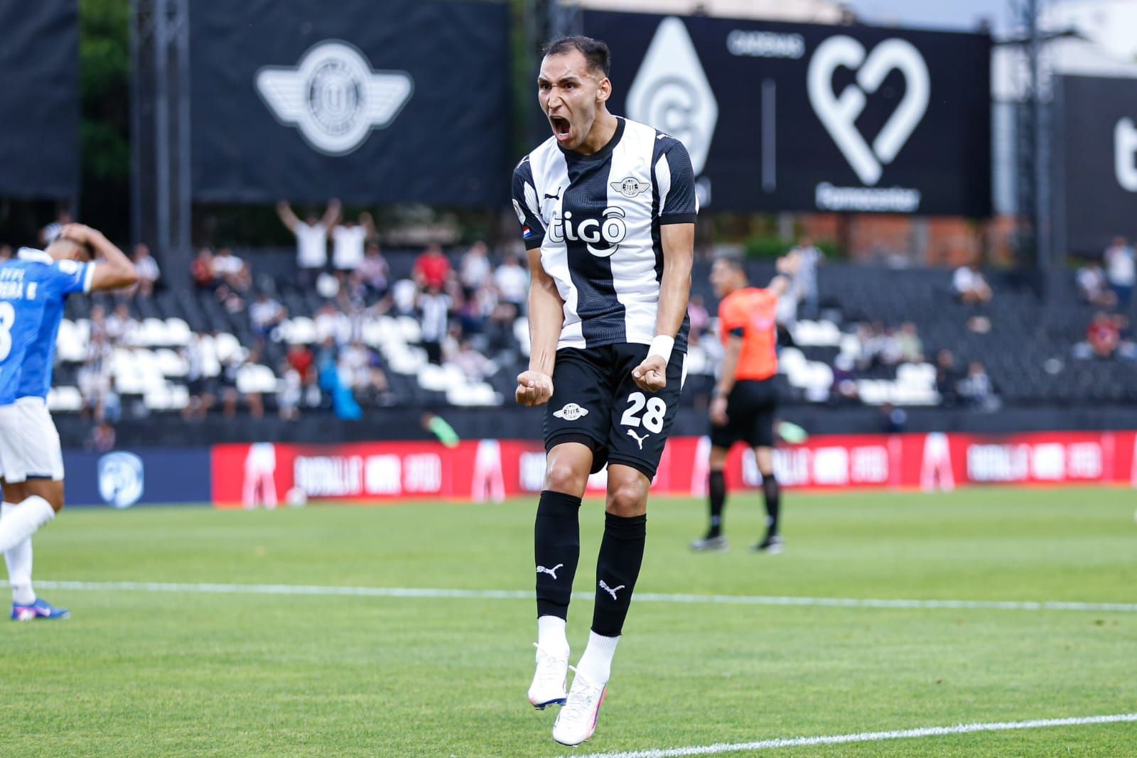 Libertad se mantiene en la punta del Torneo Clausura a pesar de ceder puntos con Sportivo Ameliano