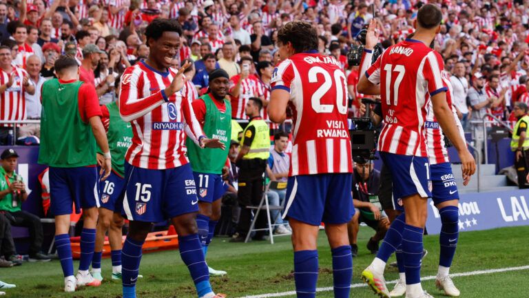 Atlético se quedó con el Derbi de Madrid. (Foto: Oscar DEL POZO / AFP via Getty Images)