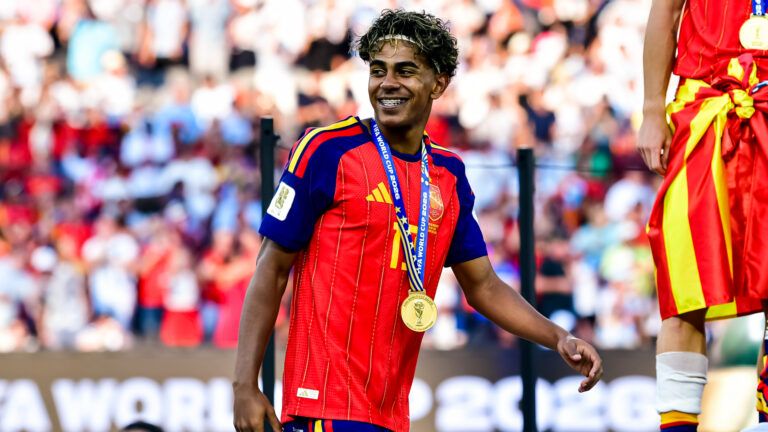 Lamine sigue convencido que merece el Balón de Oro. (Foto: Getty Images)