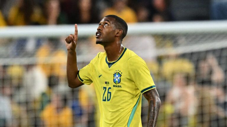 Un gol agónico de Rayan evita la derrota de Brasil ante Australia 1 Brasil no logró vencer a Australia. (Foto: SAEED KHAN / AFP via Getty Images)