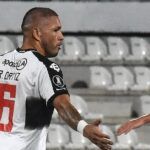 Olimpia golea a Luqueño y se prende en la pelea por el Clausura