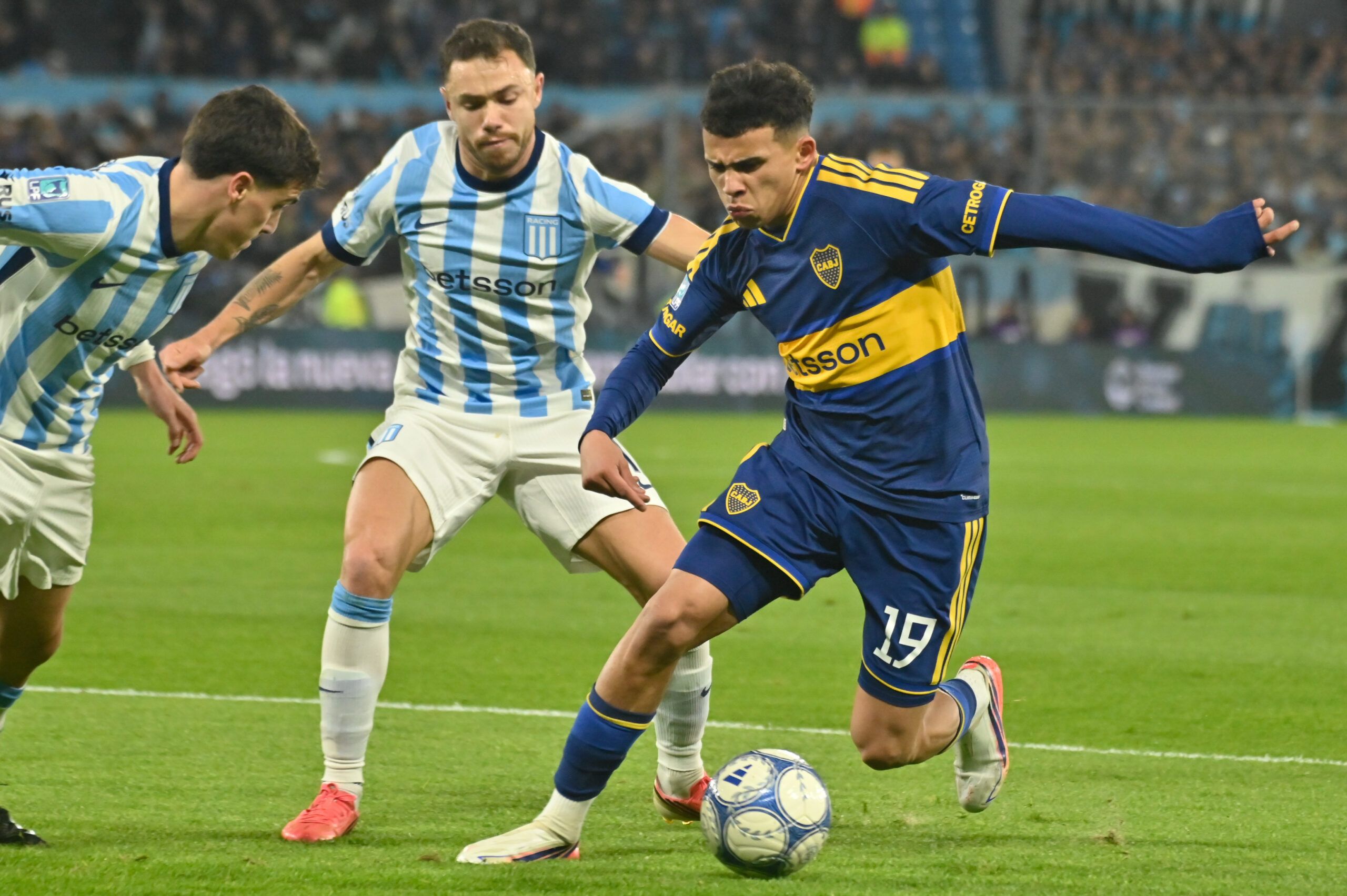 Boca-Racing en Arroyito: el Vasco, ante otra prueba de fuego en el clásico Betsson