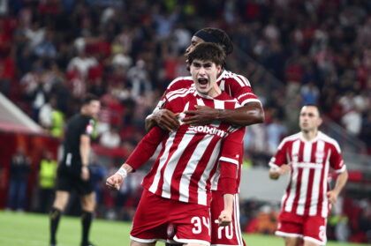 México dice presente en la Europa League: gol de González y minutos para Chávez