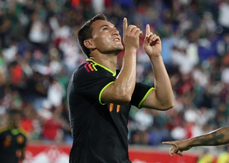 Jairo Vélez, el goleador que encontró Mano Menezes 1 sdlTlMU9eG1tCI nh