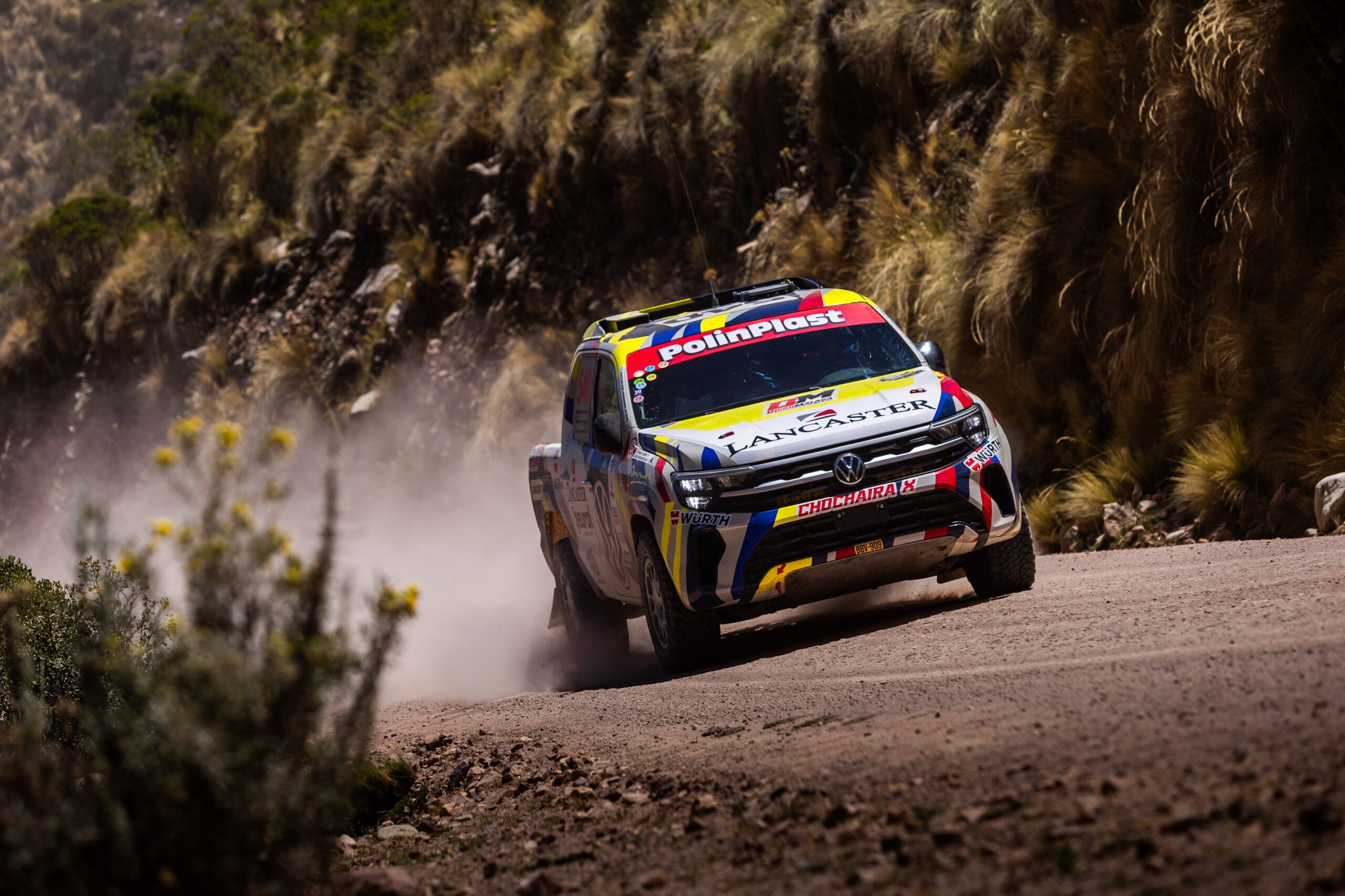 ¡Caminos del Inca al rojo vivo! André Martínez gana la tercera etapa y se acerca a Eduardo Castro