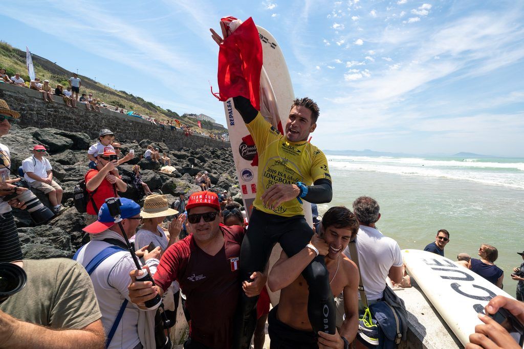 ¡Señor bicampeón! Piccolo Clemente vuelve a conquistar el mundo a los 44 años 3 D8DhjGdW4AErl8S