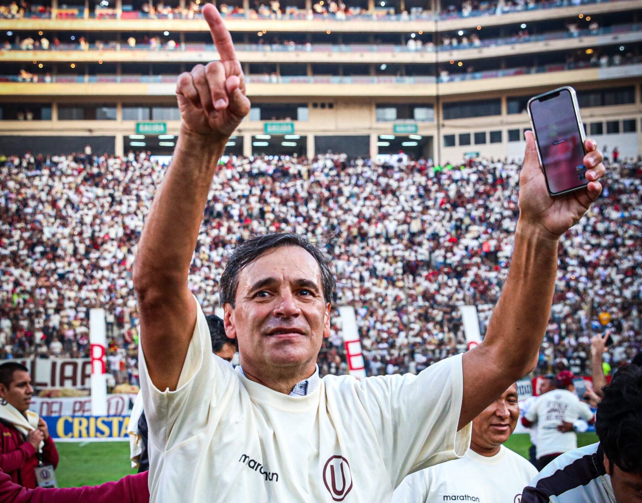 Bustos y el Monumental: una historia de victorias que busca repetirse