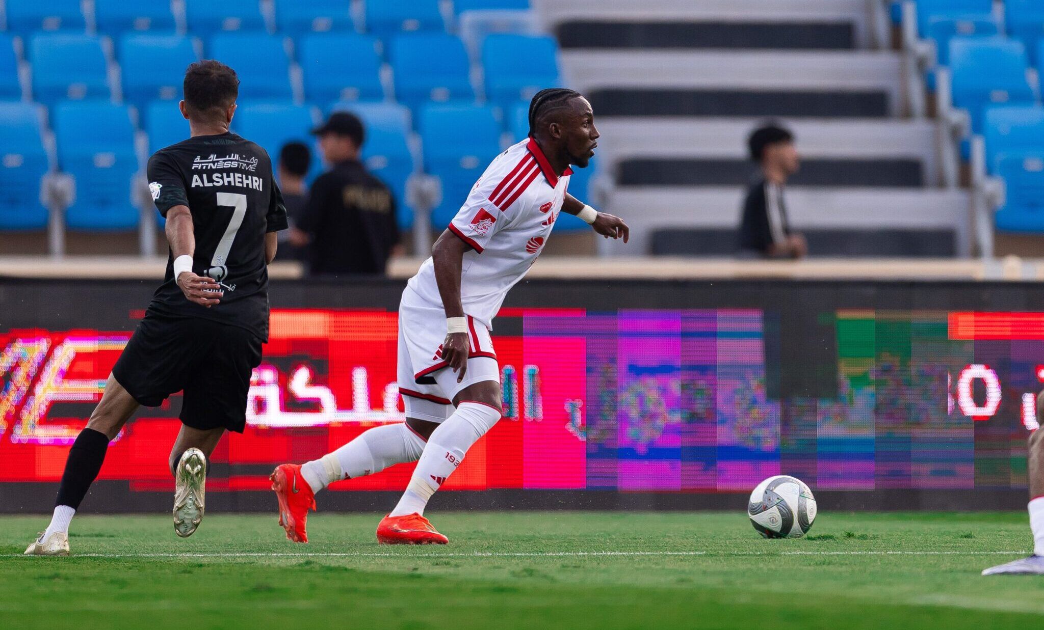 Julián Quiñones imparable en Arabia Saudita y confirma gran momento con Al Qadisiya