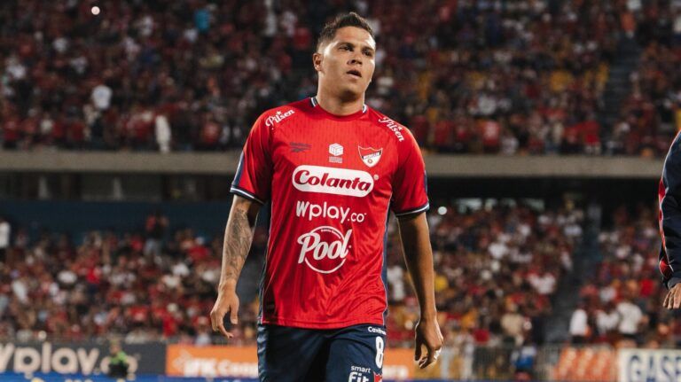 Foto vía Instagram Oficial de Juan Fernando Quintero.