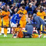 Raúl Jiménez será operado y estará tres meses fuera de las canchas
