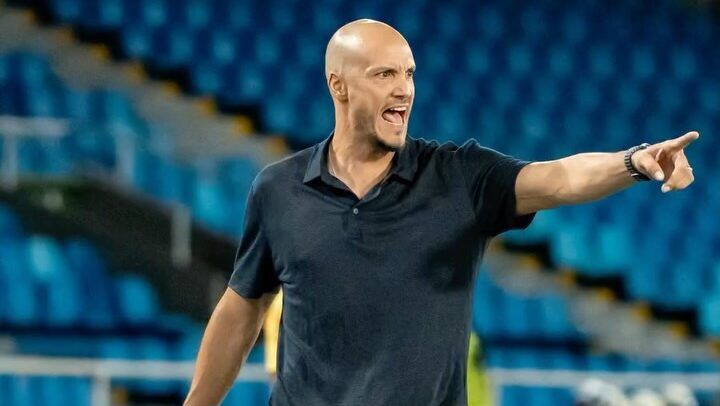 David González hace autocrítica por los problemas defensivos del América: “Estoy haciendo algo mal” 1 Foto vía Instagram Oficial del América de Cali.