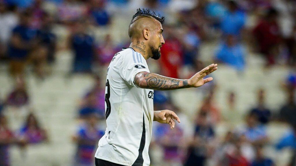 Dura derrota de Colo Colo ante Coquimbo. (Foto: Davi Rocha/Sports Press Photo/Getty Images)