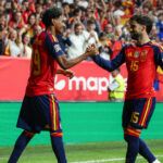 España sigue imparable en la Nations League: vence a Chequia con otra pintura de Yamal