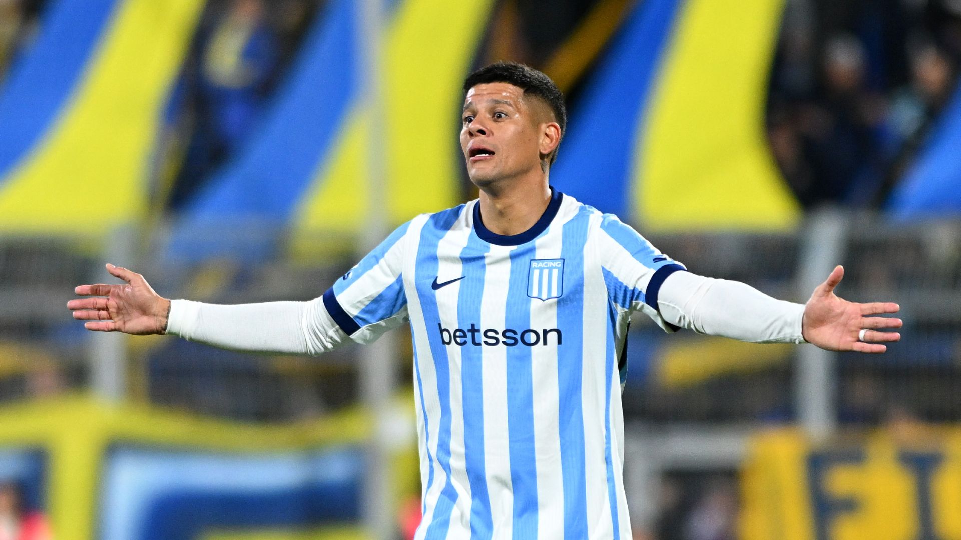 Marcos Rojo presiona para irse a Estudiantes y vuelve a faltar al entrenamiento en Racing