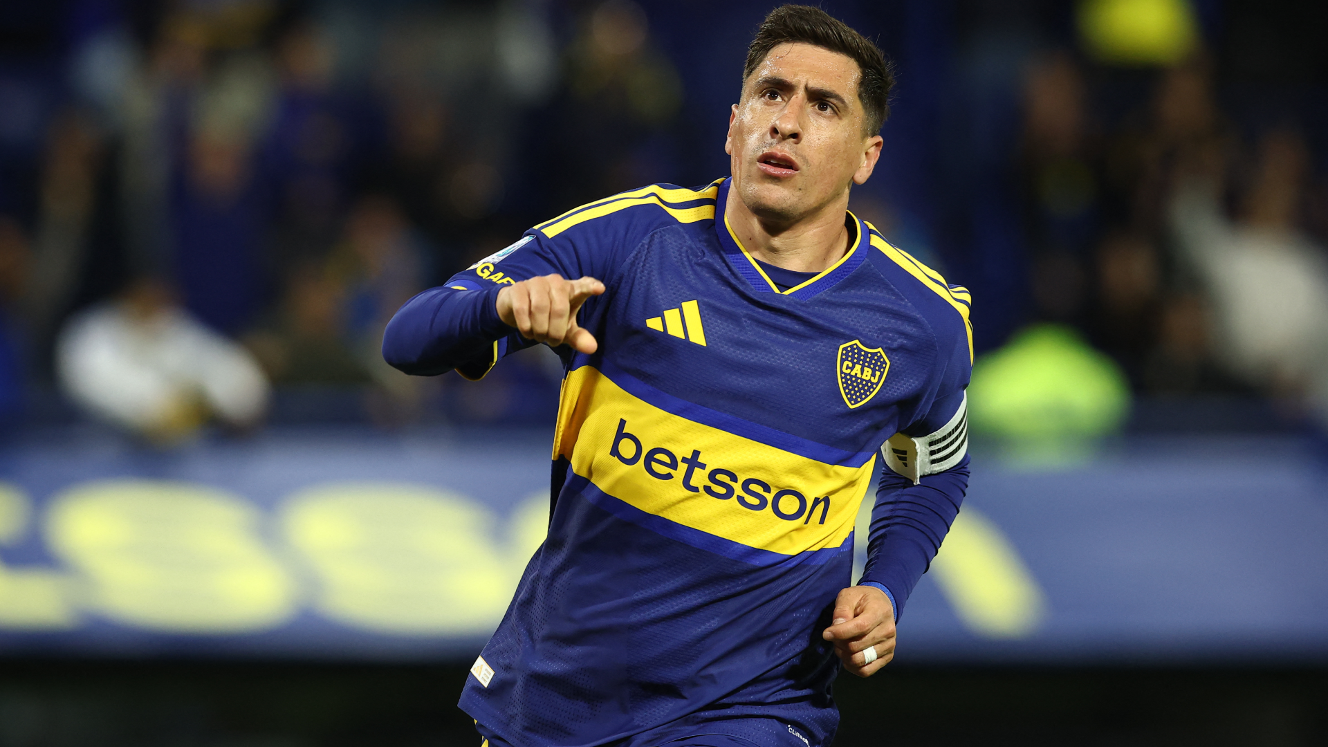 Boca remontó ante Talleres y asumió el liderato de la Tabla Anual