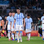 Otra dura caída para Racing que no logra levantar cabeza. (Foto: Rodrigo Valle/Getty Images)