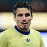 América confirmó la lesión de Raphael Veiga y deberá pasar por el quirófano