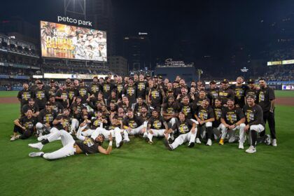 San Diego cobra revancha: Padres eliminan a Cubs y siguen vivos en los Playoffs